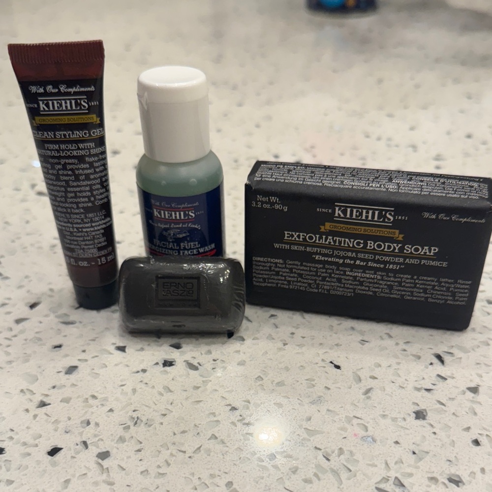 KIEHLS Travel Kit for Men